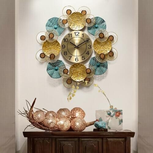 American Luxury Wrought Iron Wall Clock Wall Hangings Home Livingroom Mute Clock Wall Mural Decoration Hotel Wall Sticker Crafts