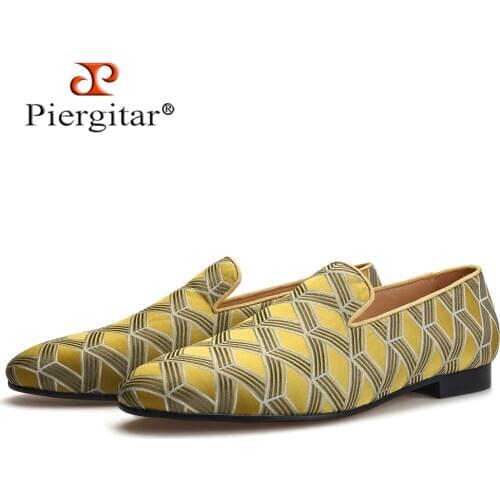 Piergitar high grade gold silk men handmade shoes party and wedding men loafers leather insole breathable mens smoking slippers