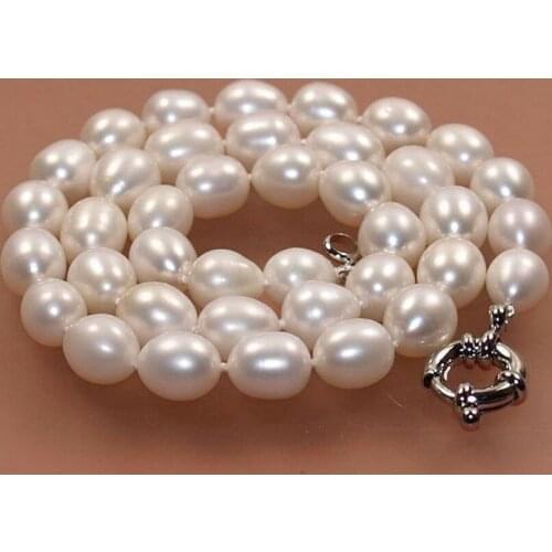 Female Gift 8-9mm Natural Freshwater Cultured Akoya White Pearl Necklace 18