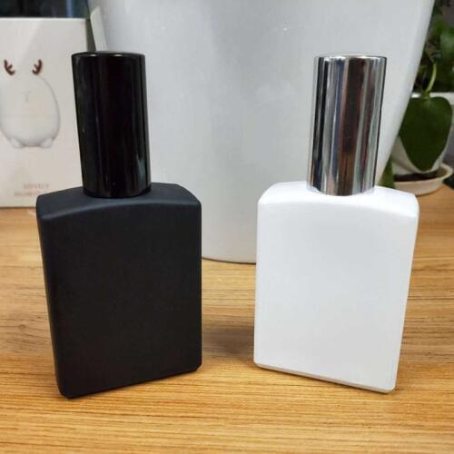 50ML Perfume Sub-bottle Spraying Light-proof Glass Press Liquid Spray Bottle Large Capacity High-end Perfume Small Sample Bottle