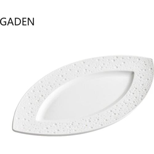 Nordic Creative White Ceramic Western Plate Hotel Supplies Tableware Plate High-end Special Shaped Fish Plate Kitchen Supplies