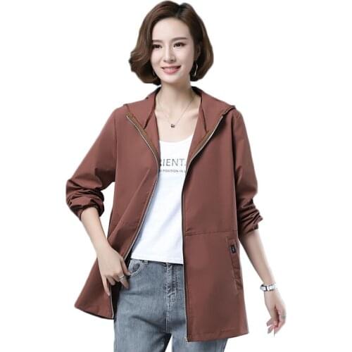 Plus Size 5XL Autumn New Middle-aged Women Casual Hooded Windbreaker Fashion Large Size Loose Thin Jacket Female Outwear Y504