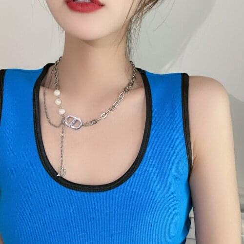 Temperament Asymmetric Simulated Pearl Gold Color Hollow Out Letter Pendant Necklace for Women Delicate Necklace Jewelry