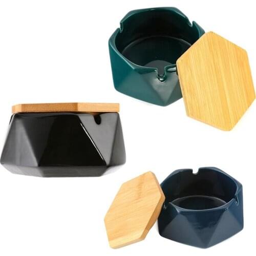 Ceramic Ashtray with Wooden Lid Portable Creative Ashtray for Home Living Room Office Desktop Mini Ashtray Black/Green/Blue