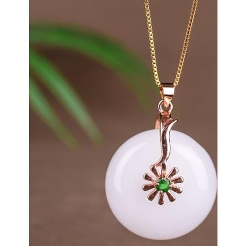 Natural white hetian jade Hand-Carved green jade pendant necklace women round jade necklaces pendants jadeite jade jewelry