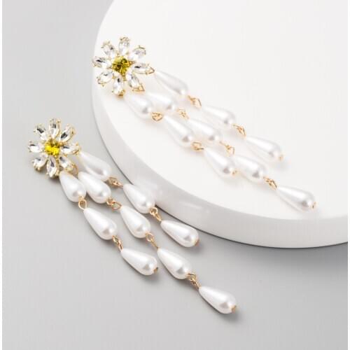 Fashion Imitation Pearl Length Dangler Retro Jewelry Gold Earrings Long Tassel Retro Drop Earring For Women Holiday Party Gift