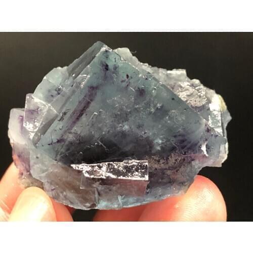 Natural purple fluorite mineral specimen QUARTZ GEM aura healing original stone teaching home decoration ornamental ornaments