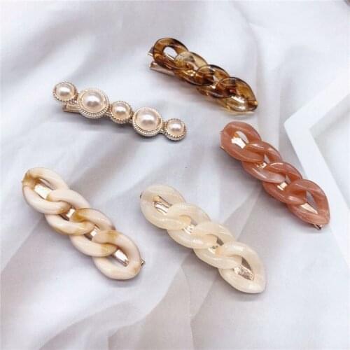 New Korean Sweet Girl Personality Simple Acrylic Chain Imitation Pearl Hairpin Fashion Womens Duckbill Clip Hair Accessories