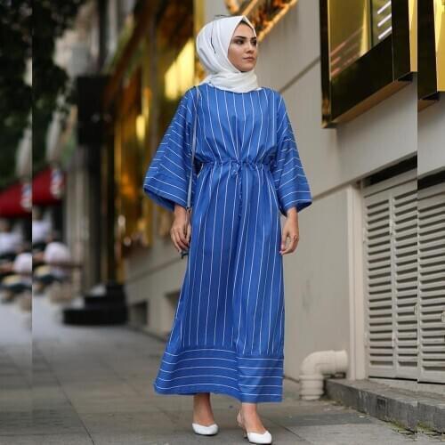 Simple sweet striped flared sleeve Muslim Robes syari female full length striped print Muslim abaya Worship Service abaya F1909