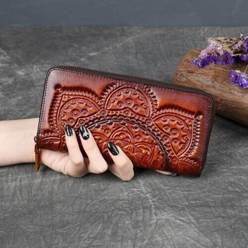 Pretty Embossed Pattern Design Wallet for Women 2021 Quality Leather Long Purse Cellphone Case Men Card Holder Vintage