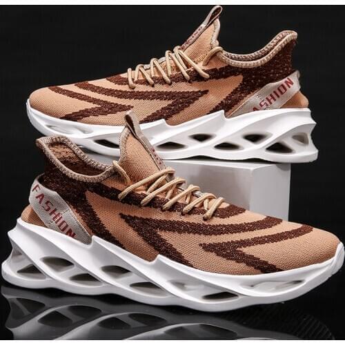 New Fashion Breathable MenS Shoes 2020 New Thick bottom Light Comfortable Men Sneakers Tennis Trainers Walking Casual Shoes