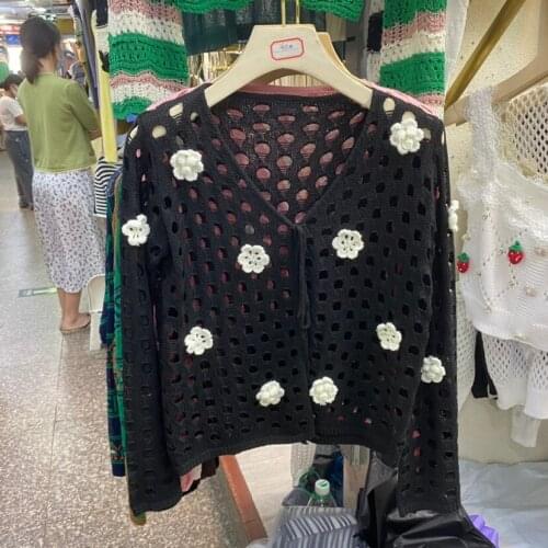 Top Women 2021 Summer Autumn Sweet Cutout Knitted Cardigan Thin Design Flower Casual Loose Knitwear Coat White Pink Black