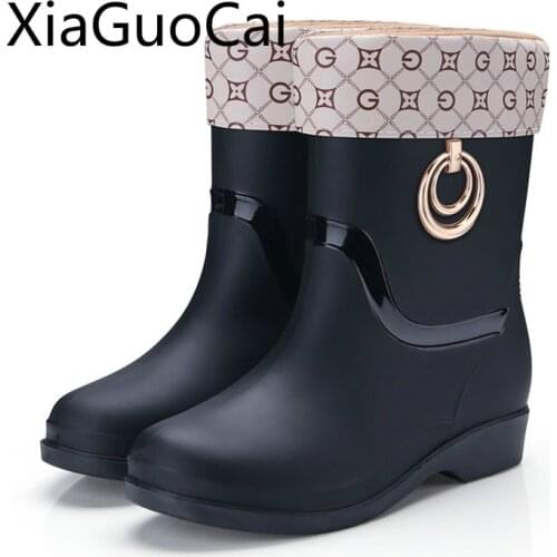 Spring and Winter Women Rain Boots Purple Solid Rubber Ladies Raining Boots Round Toe Waterproof Female Flat Rain Boots
