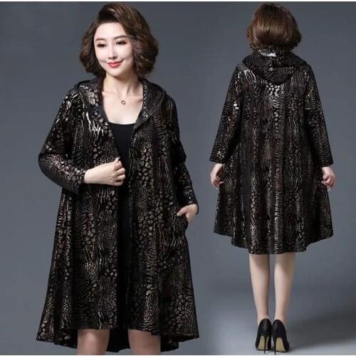 2021 New Spring Autumn Long Trench Women Large Size 5XL National Wind Middle-aged Cardigan Printed Loose Causal Coats D64