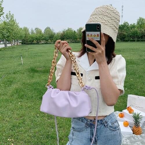 Net hot small cloud bag 2021 popular new PU fashion stiletto bag womens chain one shoulder bag Underarm Dumplings bag