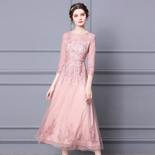 Zhili red dress 2021 spring dress new beaded embroidery feminine style high grade long annual meeting dress