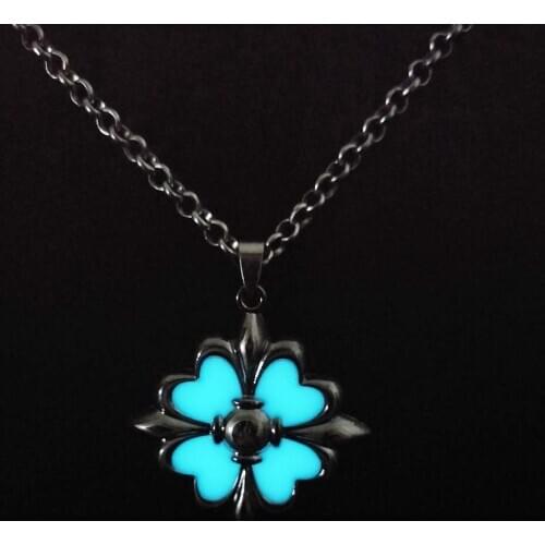 Punk luminous Clover pendant necklace retro glowing necklace YM0902