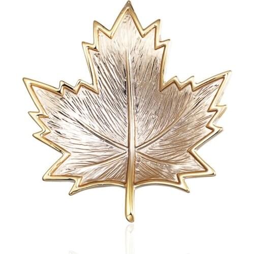 Vintage Maple Leaf Brooches for Women Gold Metal Pendant Brooch Pins Shawl Suit Shirt Accessories Fashion Jewelry Gifts
