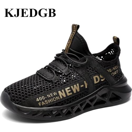 KJEDGB Childrens Shoes Casual Mesh Breathable Lightweight Boys Shoes Outdoor Running Sports Kids Shoes Girls Sneakers Red Black