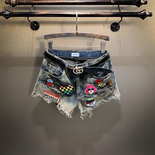 2021 Summer Retro Denim Shorts Womens New Embroidered Hole Wide Leg Pants Girl Slim Hot shorts