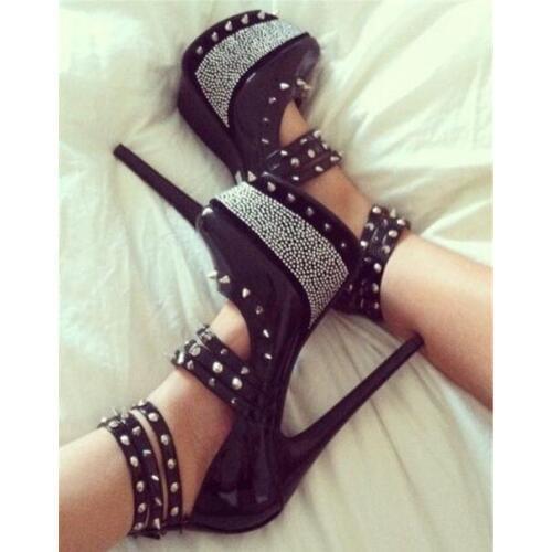 Classic Black Patent Leather High Platform Pumps Women Shoes Rivets Ankle Strap Buckle Women Heels Crystal Dress Shoes Plus Size