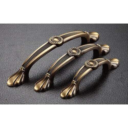 New High Quality Made in Pure Copper European Classic Antique Bronze Cabinets Handle/Pull Handle Knob