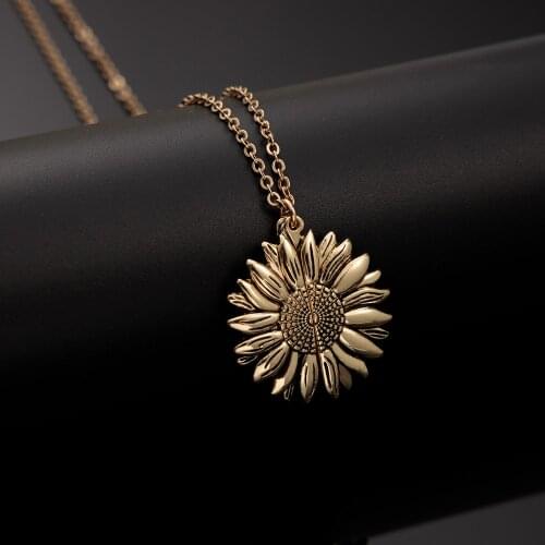 Jaeeyin Women's Medallions