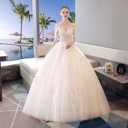 Wedding Dress 2019 New Arrival Flowers Embroidery Lace O Neck Half Sleeves Backless Princess Wedding Gowns Vestidos De Novia