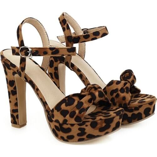 2020 New High-heeled Womens Spring Pointed Toe Leopard Print Thin Heel Work Shoes Sexy Professional Versatile OL Pumps