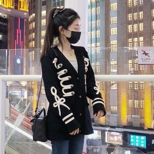 Womens Sweaters Autumn and Winter New Single-breasted Black and White Retro Palace Style Knitted Cardigan Jacket Sweater Top