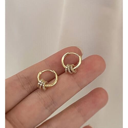 Korean New Geometric Small Hoop Earring for Women Metal Ring Clasp Temperament Fashion Simple Earrings Female Jewelry 2021