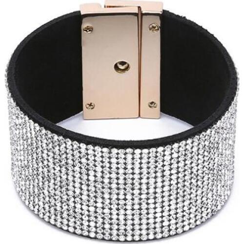 1PC/lot 2018 stylish leather velvet heat drill bracelet, 18 rows of cross buckles bracelet bracelet for women