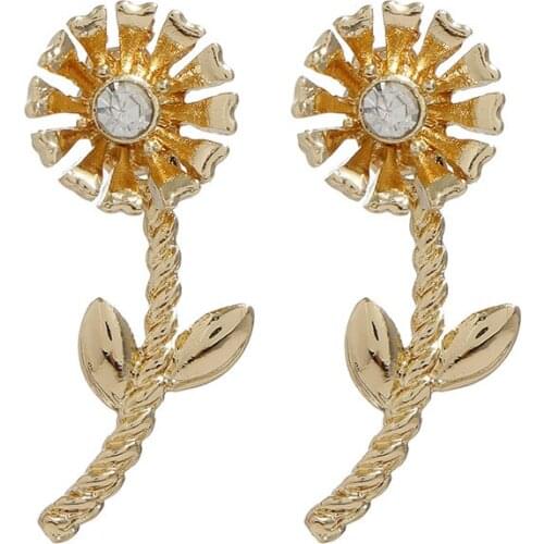 Summer Fashion Gold Alloy Sunflower Earrings For Ladies
