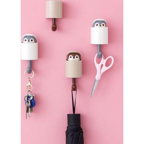 Little Squirrel Hook Creative Cute Key Strong Viscose Door Porch Free Punch Storage Wall Hanging Decoration Ganchos Para Colgar