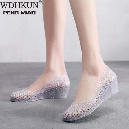 2020 Summer Super Soft Glitter Gold Crystal Jelly Ladies Sandals Wedges Comfortable Hollow Hole Shoes Beach Shoes