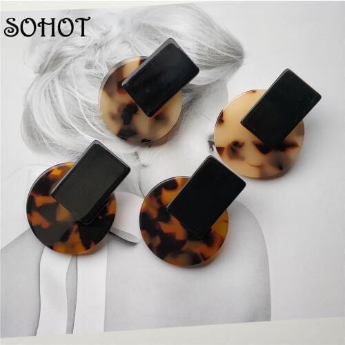SOHOT European Brand Round Acetic Acid Tortoiseshell Acrylic Stud Earrings Trendy Black Square Accessories For Women Jewelry