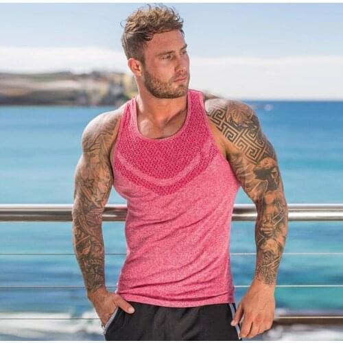 2021 Brand New fashion Singlets Vest gyms Mens Tank Tops Shirt Bodybuilding Equipment Fitness Mens Sports Stringer Tank Top