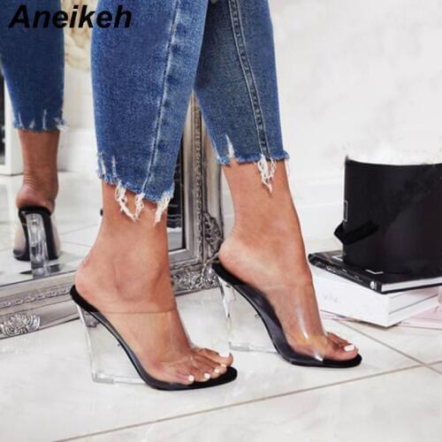 Aneikeh Women's Wedge Ankle Boots