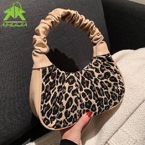 Aihuijia Women's Leather Clutches