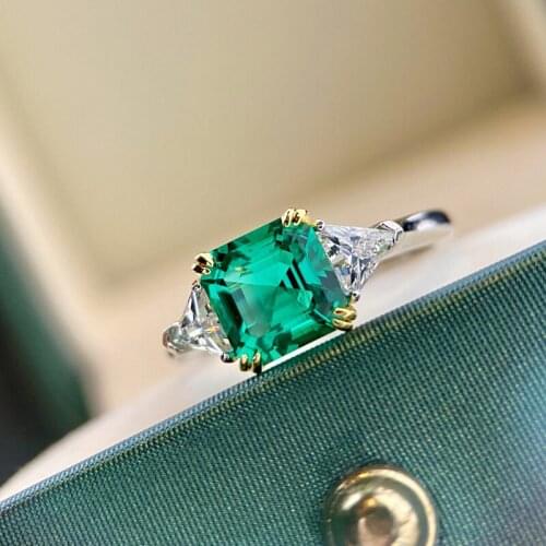 High-end custom imitation Columbia cultivating emerald ring carat diamond ring female ins tide