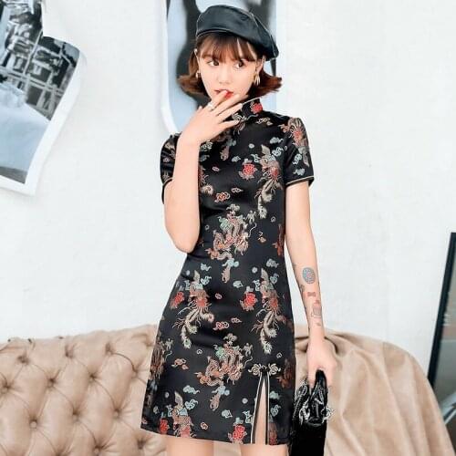 Vintage Chinese Female Qipao Short Style Cheongsam Women Traditional Silky Satin Dress Formal Party Gown Vestidos Plus Size