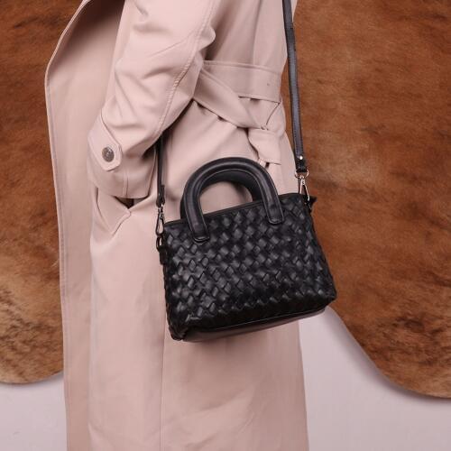 HansBand Women's Woven Bags