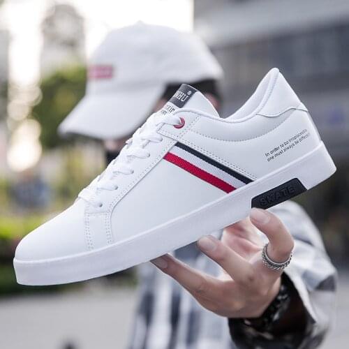 High Quality Brand Sports Shoes Men Hot Sale Autumn White Sneakers Men Casual Breathable Fashion Casual Men Sneakers Black