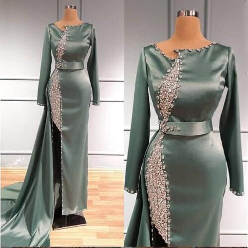 Elegant Satin Long Sleeves Evening Gowns Silver Beaded Side Split Prom Dresses Sweep Train Saudi Arabia Formal Party Dress