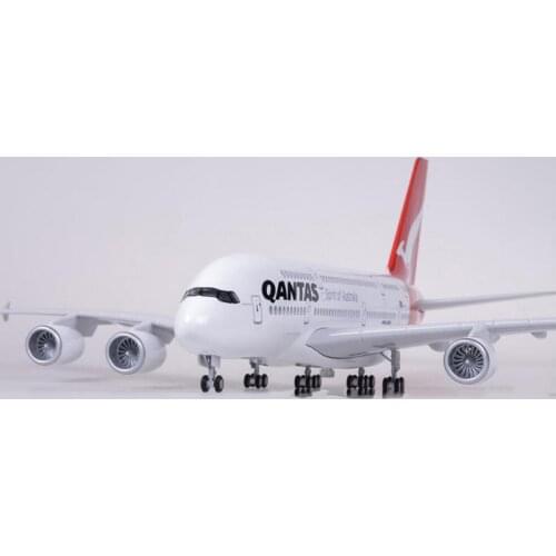 36.5CM 1/200 Scale QANTAS Airplane 380 A380 Airline Model W Light and Wheel Diecast Plastic Resin Plane For Collection Gift Show