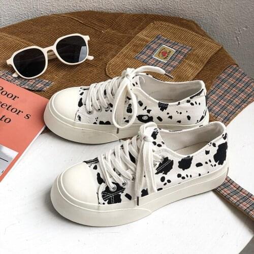 Big Toe Canvas Shoes Women Korean Popular Street Students Casual Shoes All-match Thick-soled Board Shoes Sneakers Women
