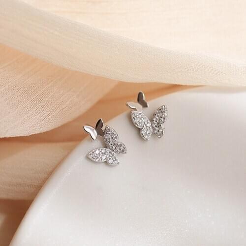 Dominated contracted fashion fine crystal butterfly modelling design Stud earrings Korean Women joker 2020 New earrings Jewelry