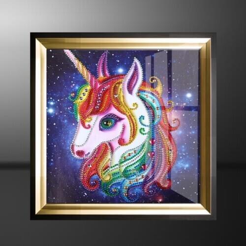 High Quality Special Shaped Drills 5D Animals Diamond Embroidery Sale 30*30CM Mosaic Unicorn Painting Gifts For Home Decorations