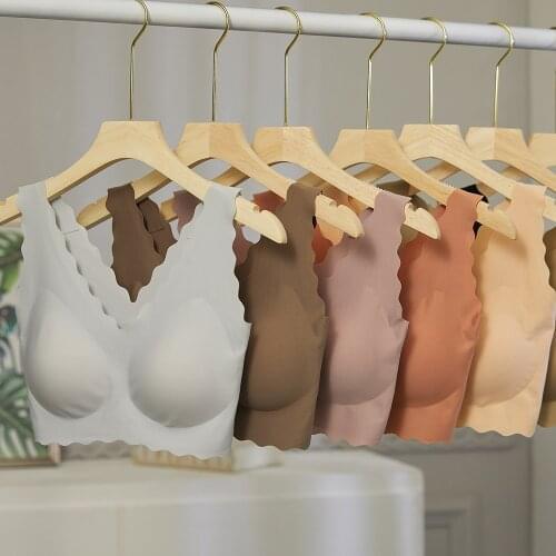 New Thai latex Pad Cup Seamless Bra One Piece Lace Flower Underwear Wide Shoulder Strap Sports Fashion Bra For Women Lingerie