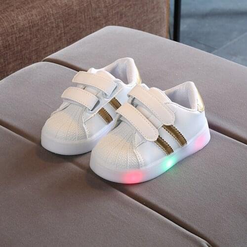 Kids Sport Shoes Boys Girls LED Sneakers With Light Child Luminous Shoes Spring Autumn Baby Girls Soft flat Sneakers Size 21-30
